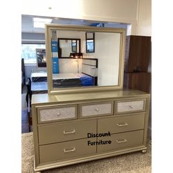 Dresser With Mirror NEW