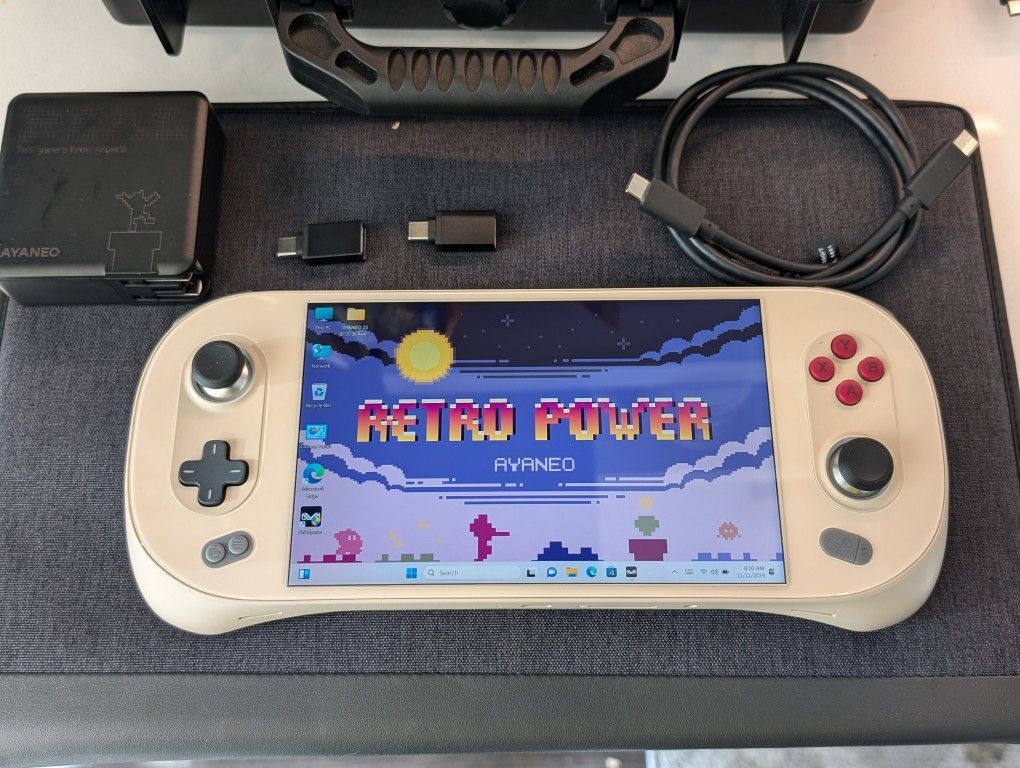 AYANEO 2S Retro Power Edition 7" Gaming Handheld, Win11,  Ryzen 7 7840U Radeon 780M 64GB 4TB SSD