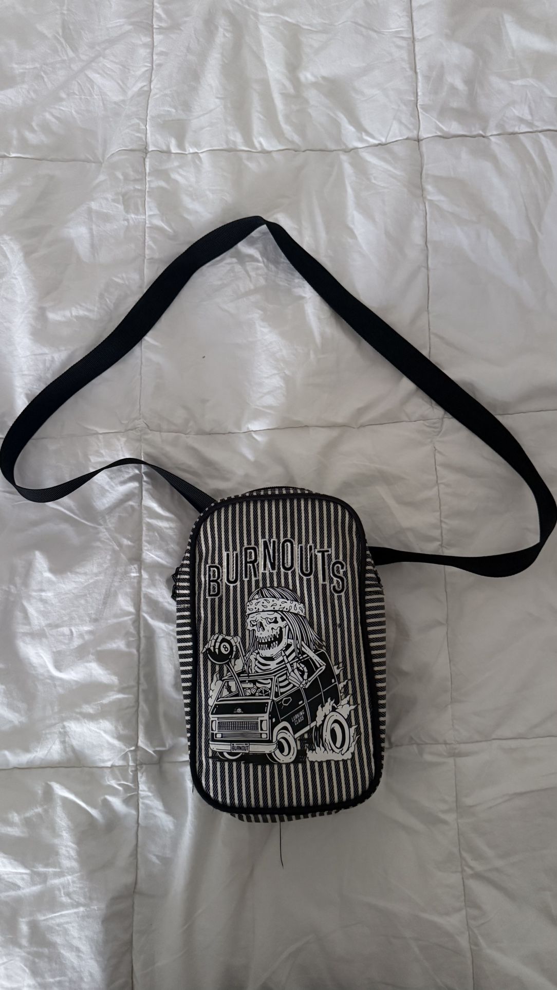 Lurking Class By Sketchy Tank Burnouts Cross Bag