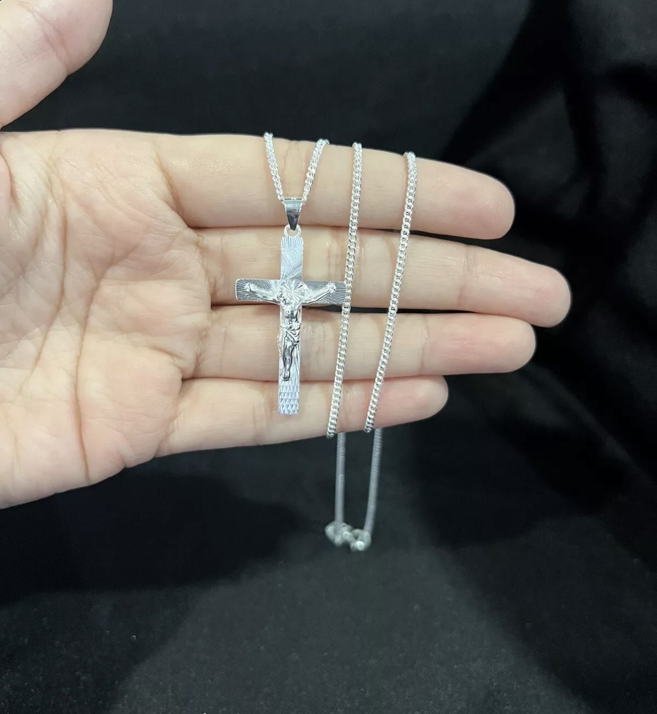 925 Sterling Silver Men Diamond Cut Cross Crucifix Pendant & Curb Chain
