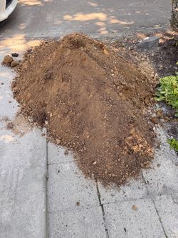 FREE FILL DIRT