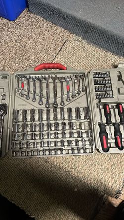 Crescent  tool set