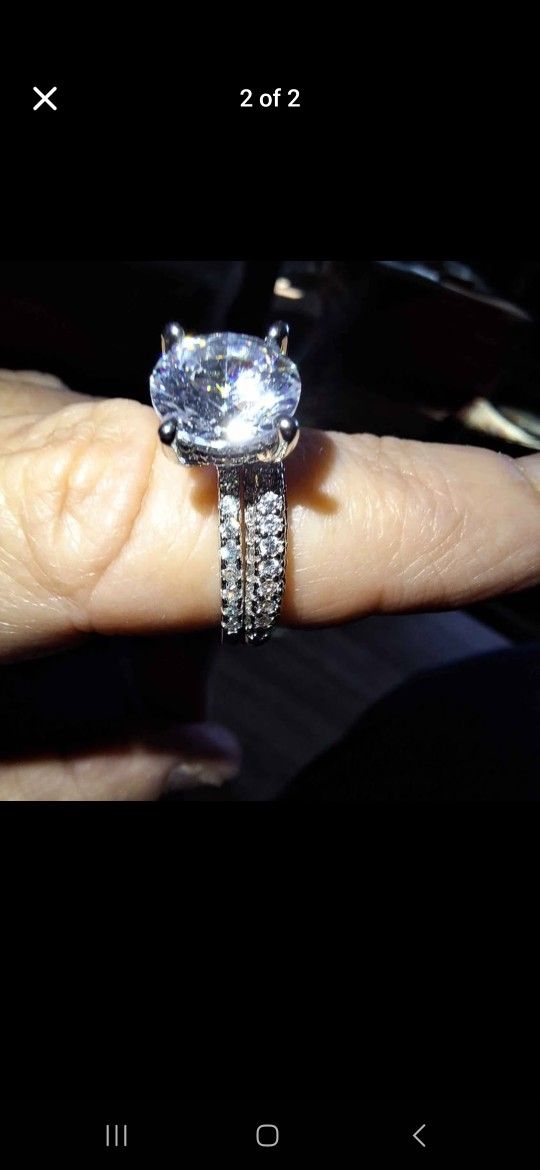 White Round Cut Wedding Rings set. Sz 8