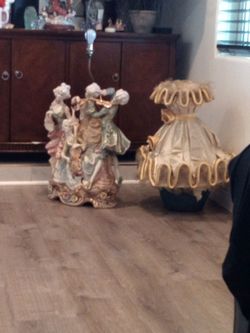 Porcelain  / ceramic music figures