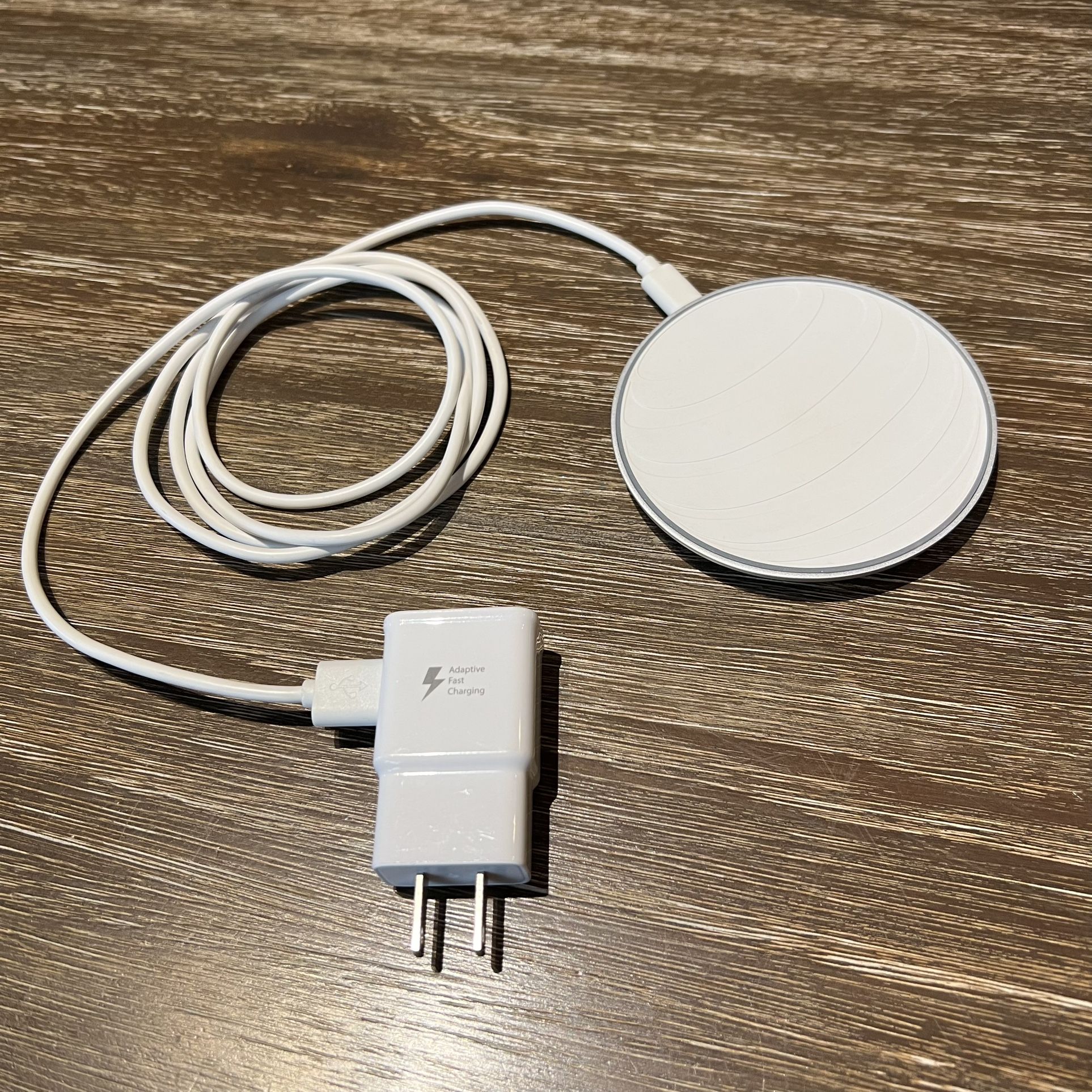 Wireless Charger Pad | AT&T Fast Charge Wireless Charging Pad - 10W