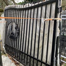 14’ 16’ 20’ Driveway Gates and Fence Panels