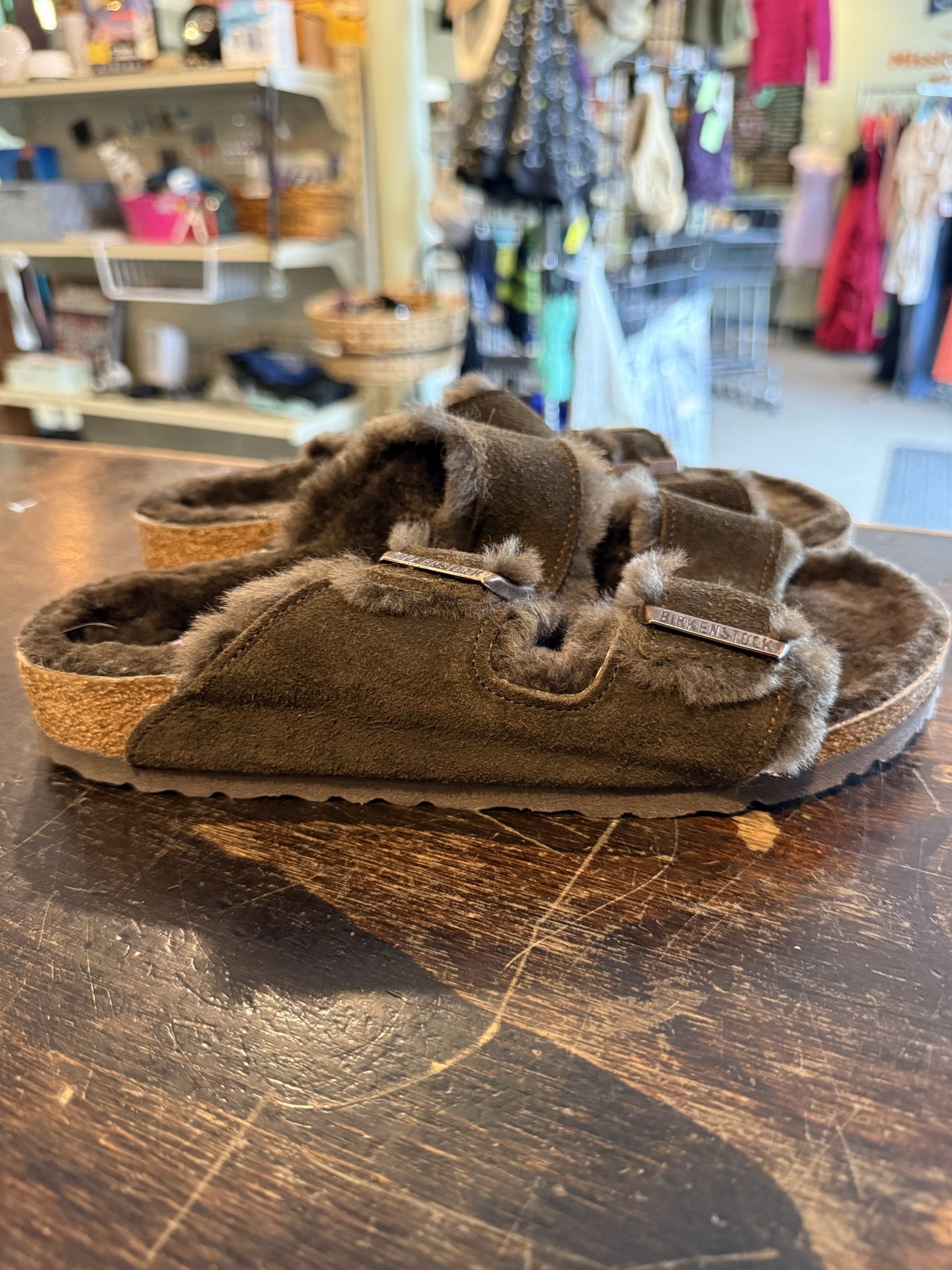 Birkenstock Arizona Suede Shearling Slide Sandal Womens 9/Mens 7, Like New