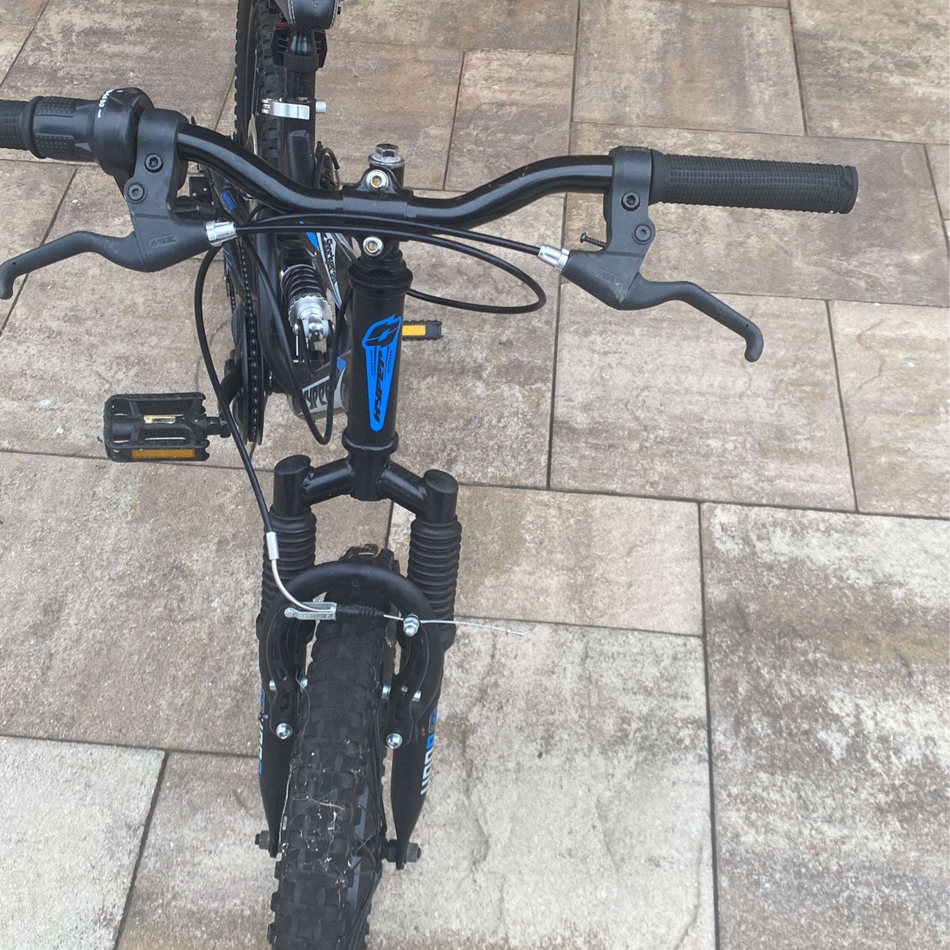 Shocker 20 hyper brand 20 inch bike like new