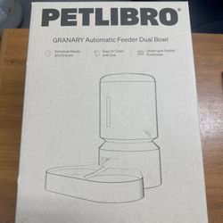 Dual Bowl Automatic Pet Feeder For Dogs Or Cats