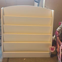 Kids Book-Shelf