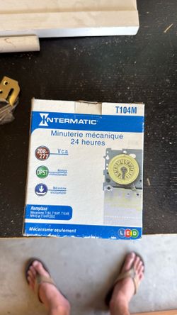 Pool mechanical time switch