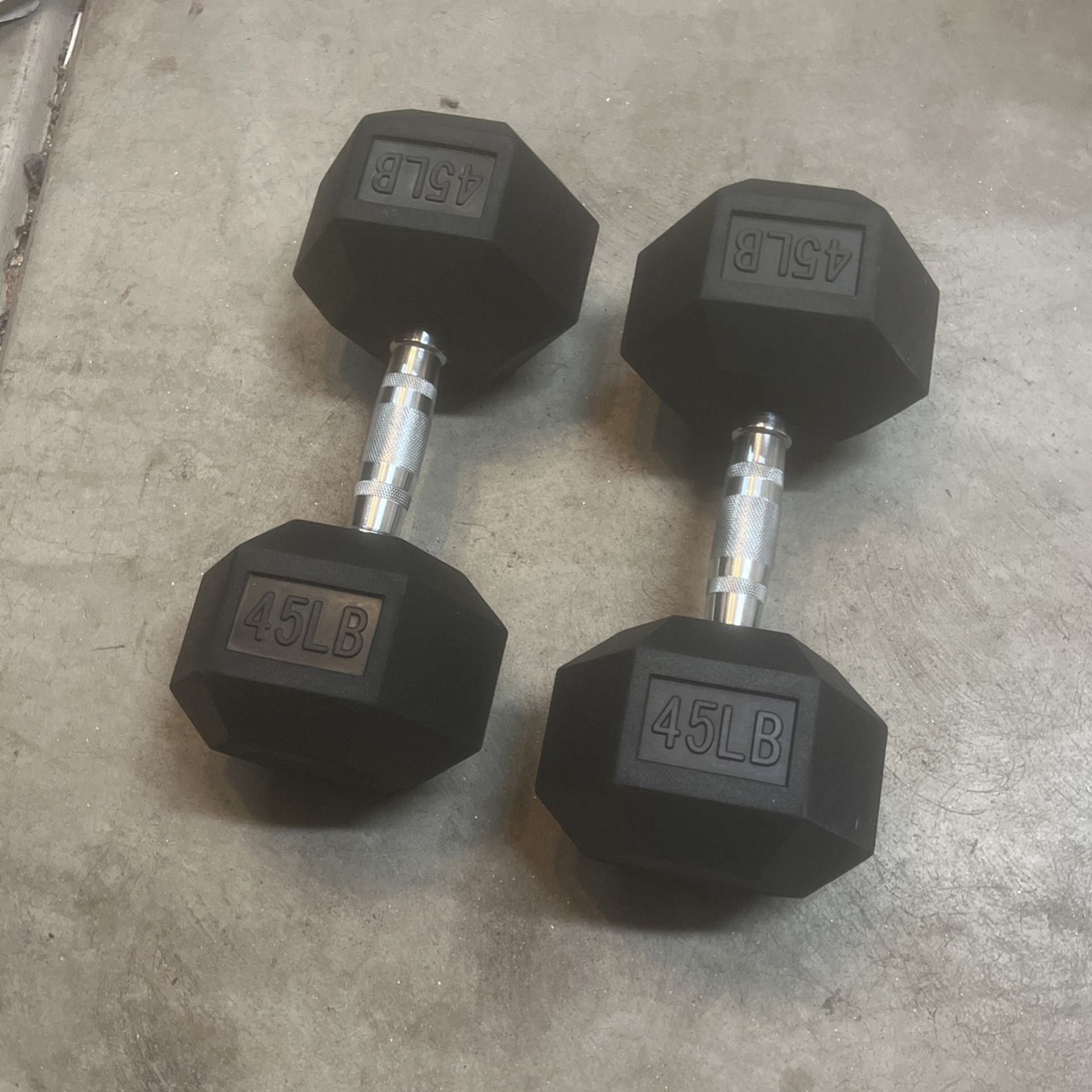 45LBS Set Of Rubber Dumbbells Perfect Condition 