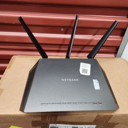 Nighthawk Router Ac1900