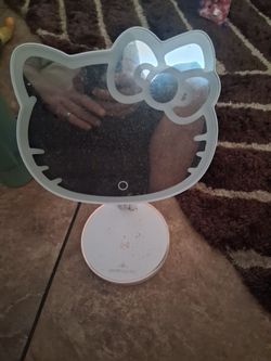 Hello kitty led stand up vanity