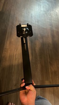Monitor stand 32 inches