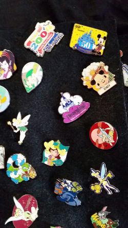 Disney pins