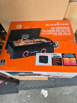 Blackstone 22" Tabletop Griddle with Hard Cover & Carry Bag