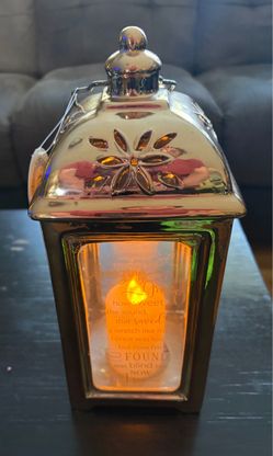 New Gold Amazing Grace LED Candle Lantern. Read description 1st