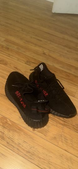 Yeezy & Adidas “Bred” 350 v2 color-way size 8 men’s