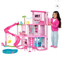Barbie dollhouse 
