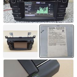 Toyota RAV4 2018 - Genuine OEM Touchscreen Audio Equipment Radio
