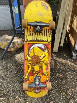 Skateboard