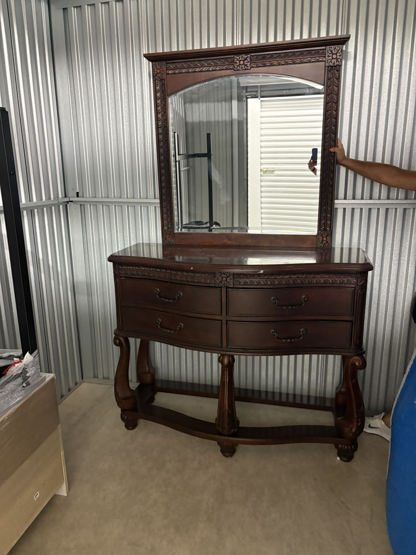 Armoire