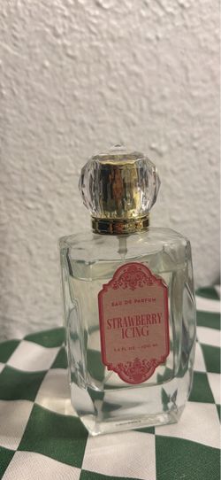 Strawberry Icing Eau de Parfum 100ml