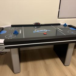 Air Hockey