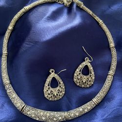 Choker And Earring Set