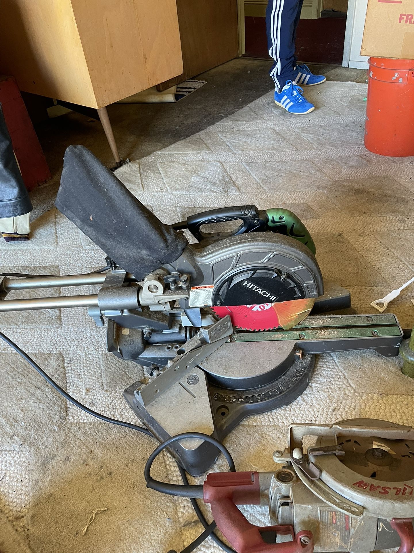 Hitachi chop Saw 8.5” Blade