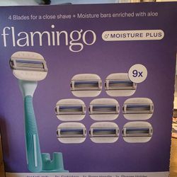 Flamingo by Harry's Moisture Plus Razor Set 9 Cartridges + 1 Handle