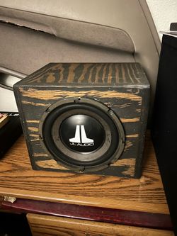 9.75”x12”x10” sealed box Kenwood 8”inch Jlaudio dustcap  100watts