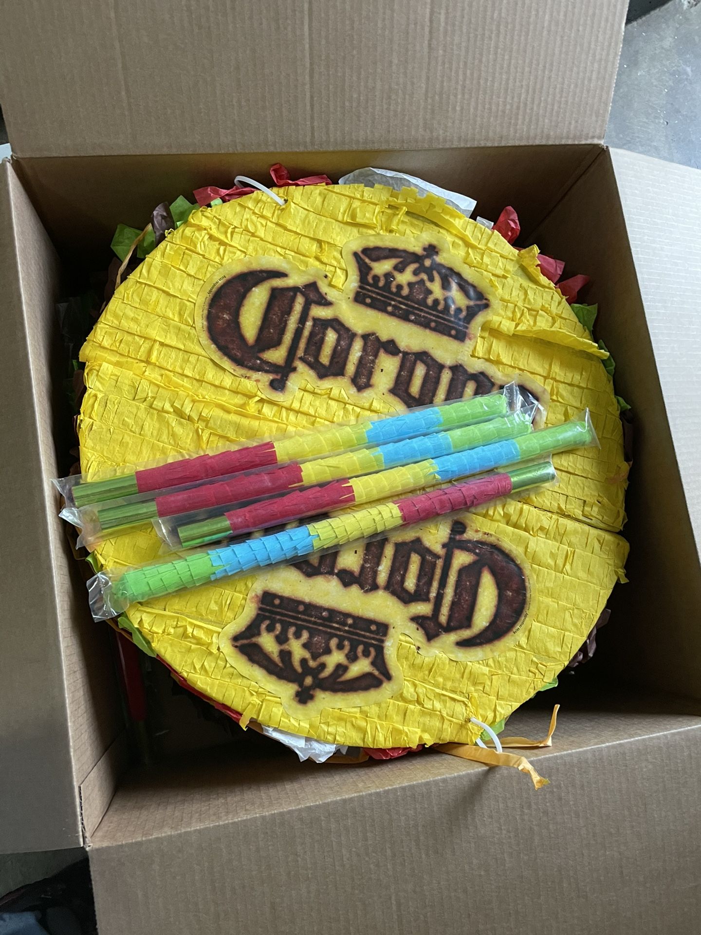 Taco 🌮 Corona 🍺 Piñata 🪅