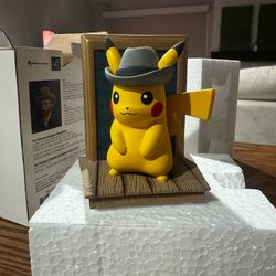 Van Gogh Pikachu figure