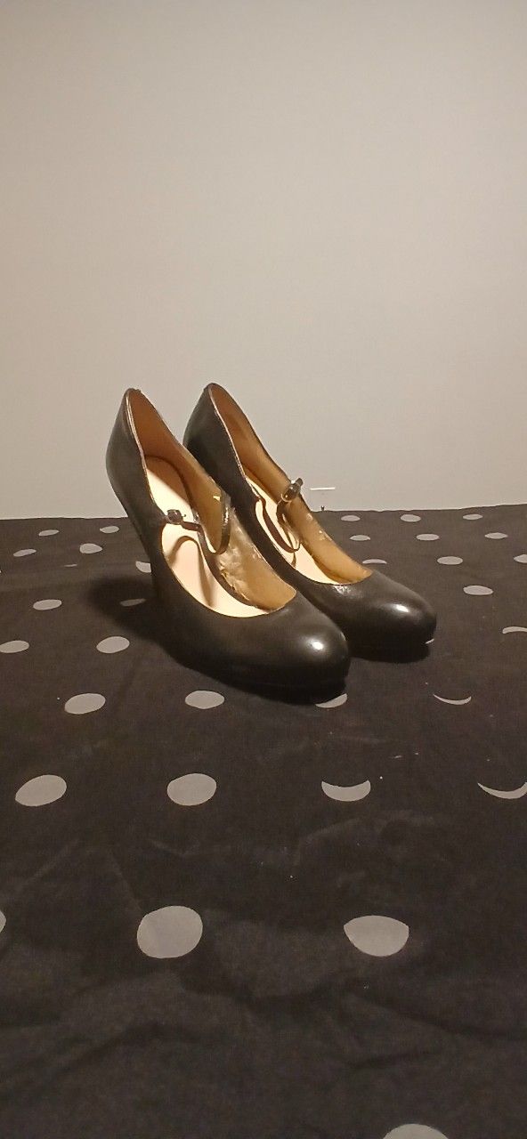Nine West Pin Up Heels