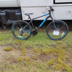 GT 27.5 Mt Bike Like New
