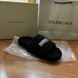 BALENCIAGA SLIDES
