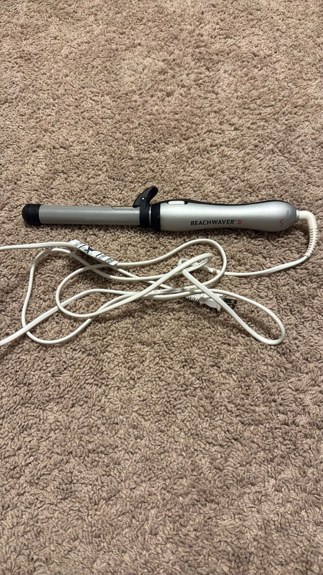 Beachwaver S1 Rotating Curling Iron Black and Silver