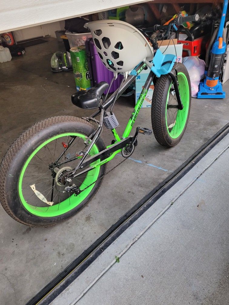26" Fat Tire Mountain Bike