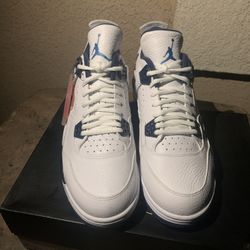 Jordan 4 Retro Columbia 