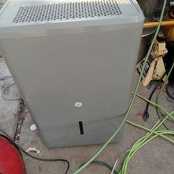 Dehumidifier 