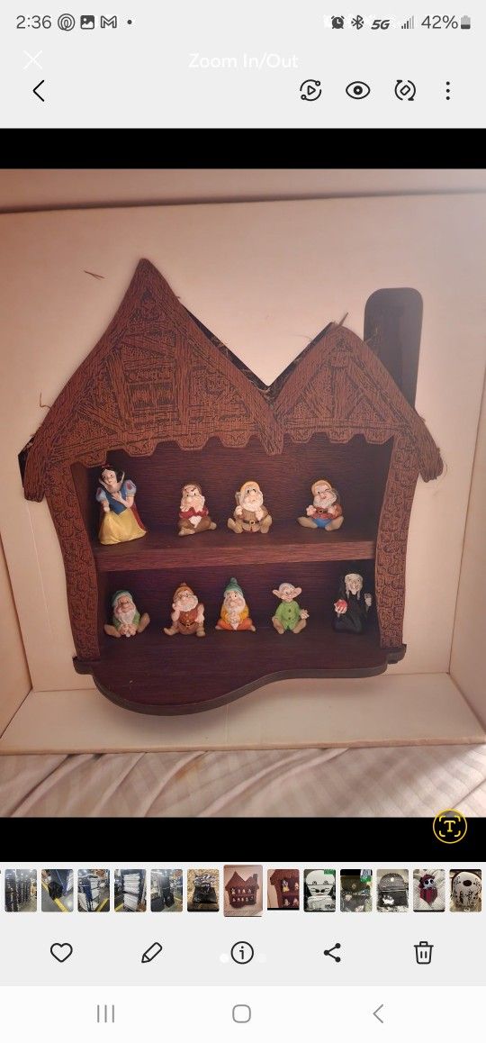 Walt Disney's Snow White & Seven Dwarfs Thimble Cottage Collector