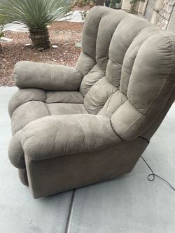 Recliner sofa electric