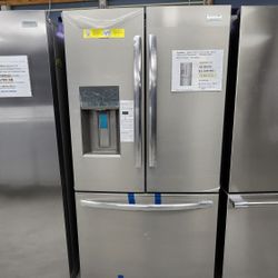 NEW FRENCH DOOR FRIGIDAIRE REFRIGERATOR  WITH 1 YEAR WARRANTY  / 1 AÑO DE GARANTIA POR ESCRITO 