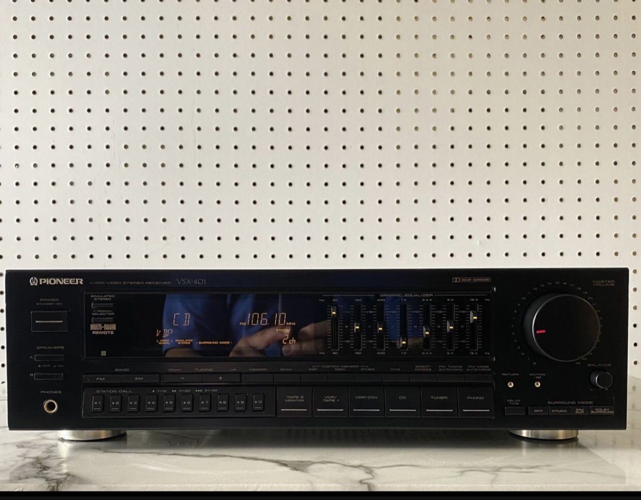 Pioneer Stereo Receiver Model VSX-401  with Graphic Equalizer .