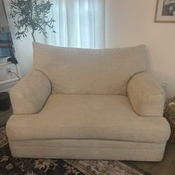 Love Seat (big Sandy)