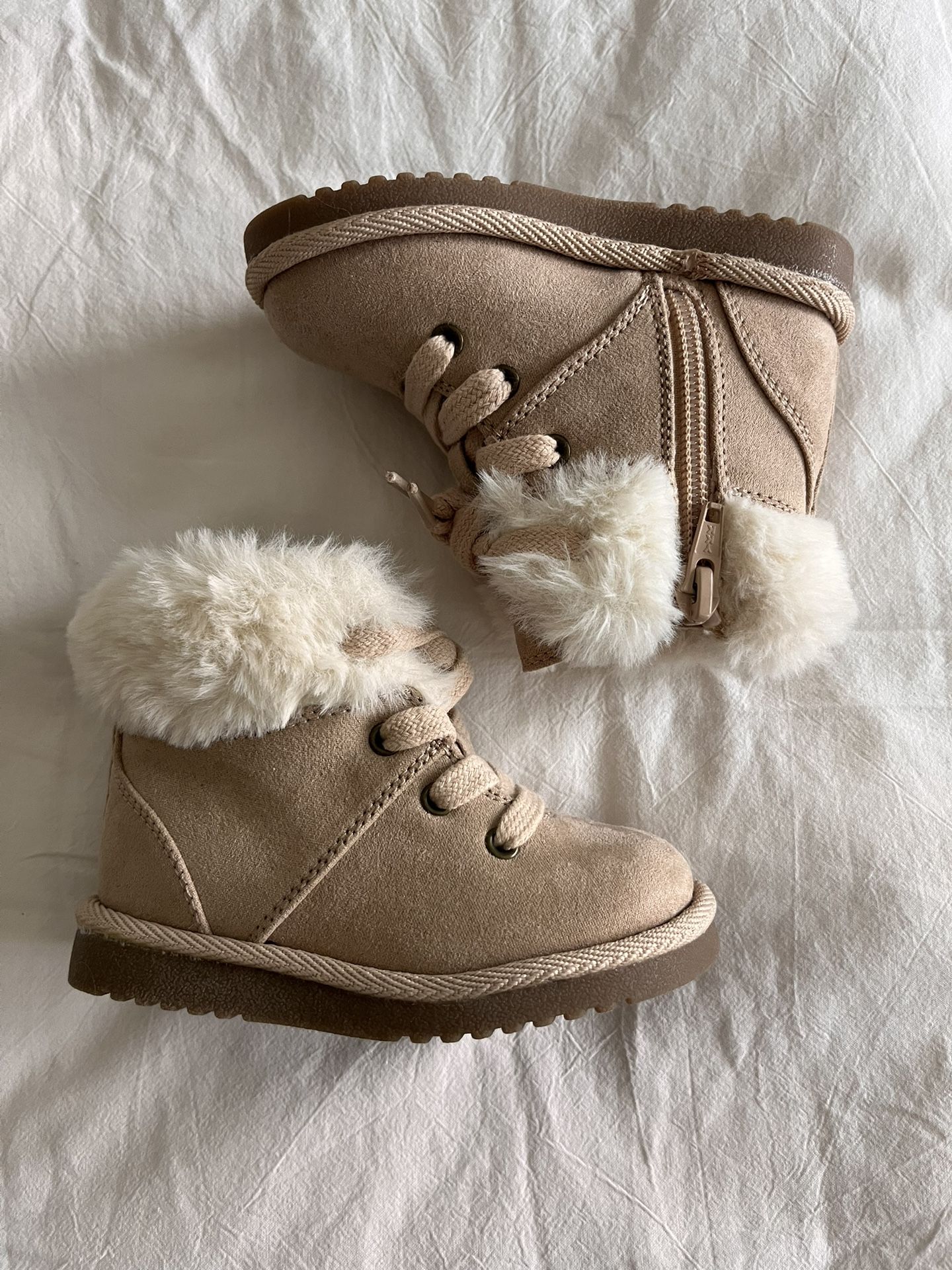 New GAP Baby Toddler High Top Fur Lined Boots Beige Natural Brown (Size 6) NWOB