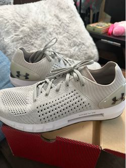 Underarmour tennis shoes size M12