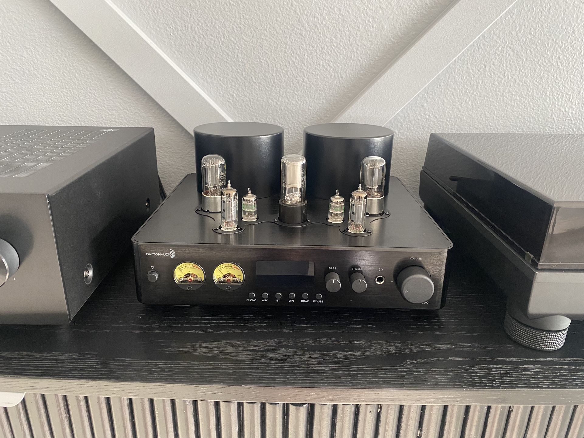 Dayton Audio HTA 200 Integrated Tube Amplifier